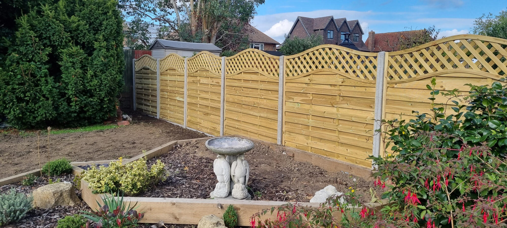 Fencing in Drayton, Portsmouth Continental Fencing, Drayton, Portsmouth. MJA Garden Landscaping supplied and constructed to customers garden design.